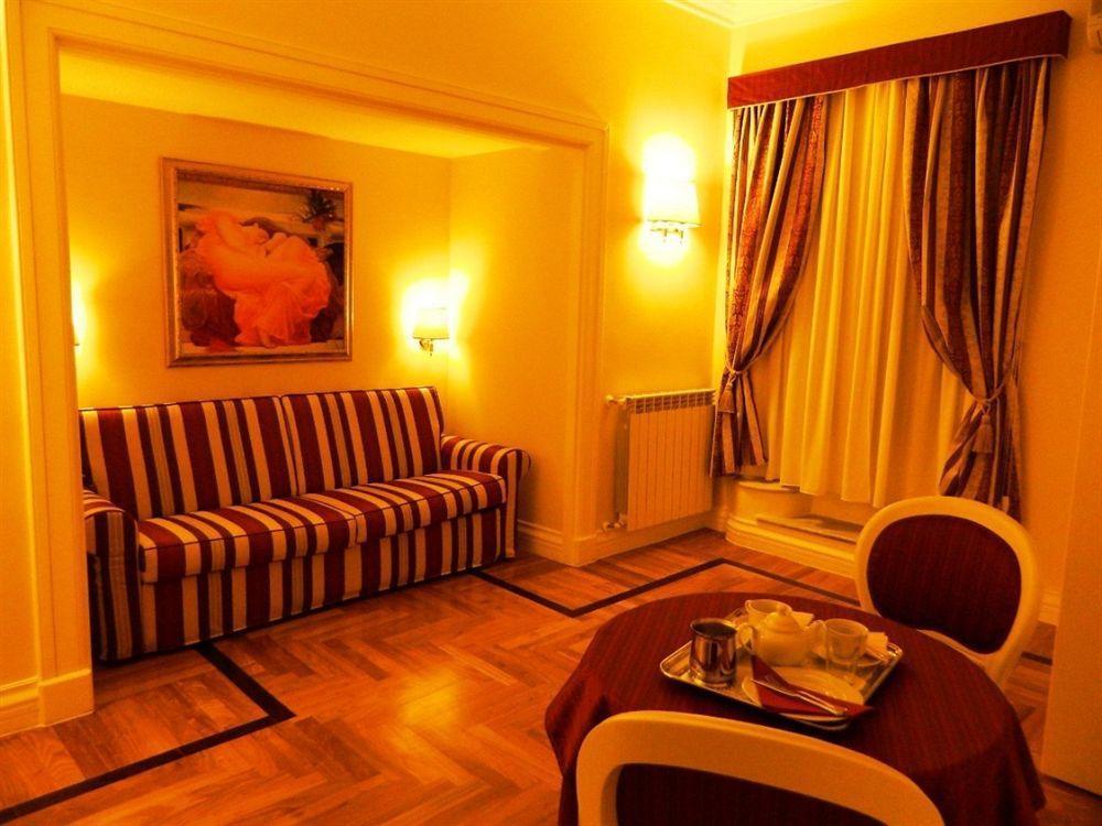 Relais Frattina Hotel Rome Buitenkant foto