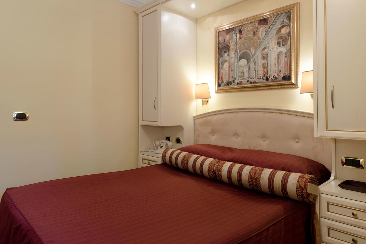 Relais Frattina Hotel Rome Buitenkant foto